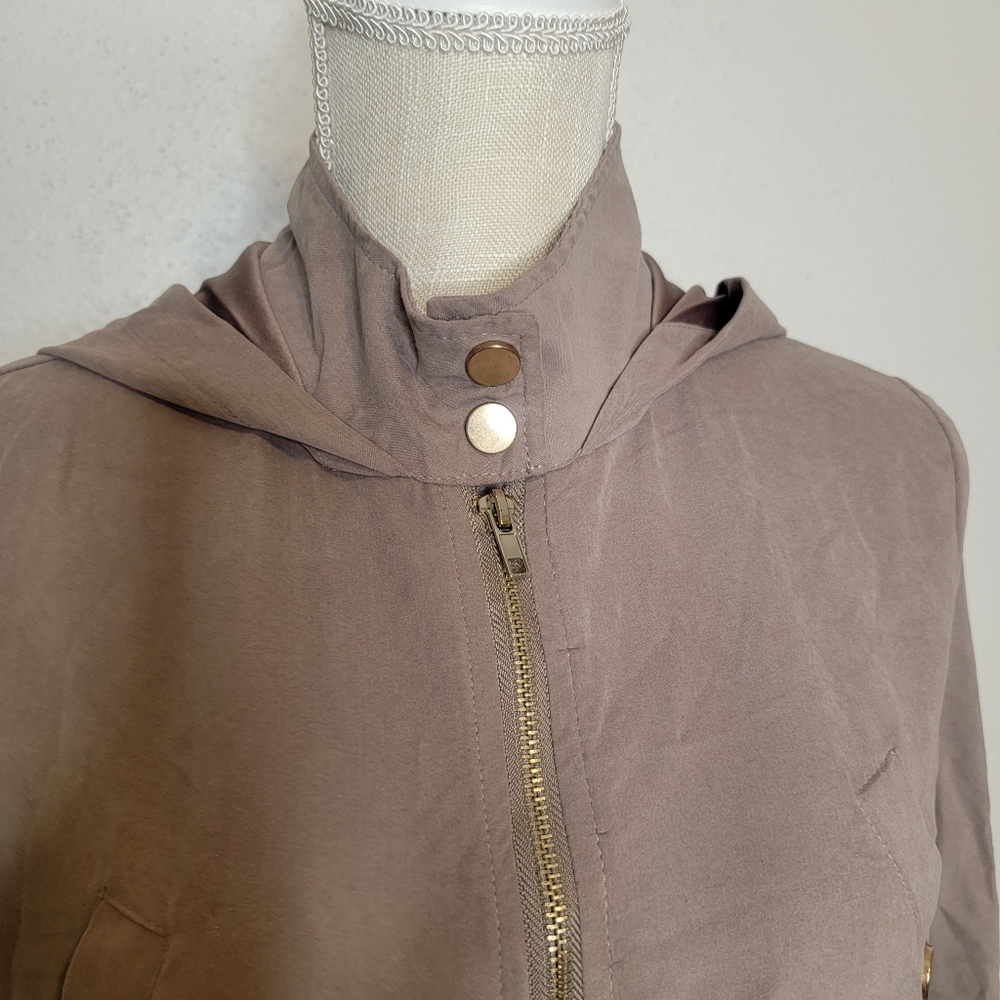 Light brown jacket. - Picture 12 of 13